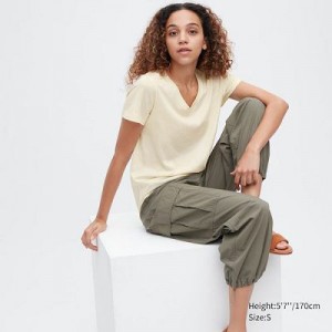 Camiseta Uniqlo Supima® Cotton V-Neck Short-Sleeve Mujer Creme | 679483_PE