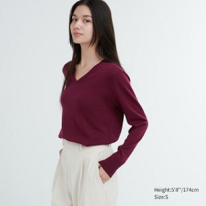 Suéteres Uniqlo Extra Fine Merino V-Neck Long-Sleeve Mujer Wine | 647809_PE