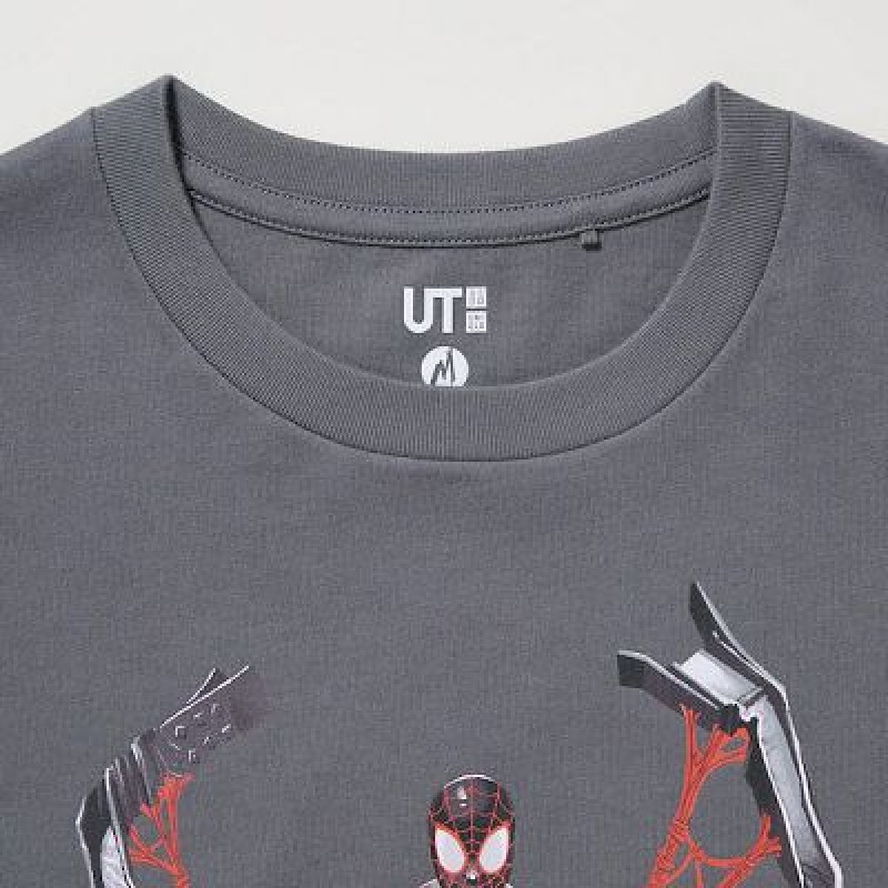 Camiseta Uniqlo Marvel Art Colección by Mondo UT Niños Gris | 205369_PE