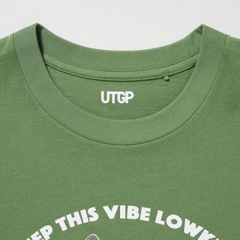 Camiseta Uniqlo UTGP2023: MAGIC FOR ALL UT Hombre Verde | 905461_PE