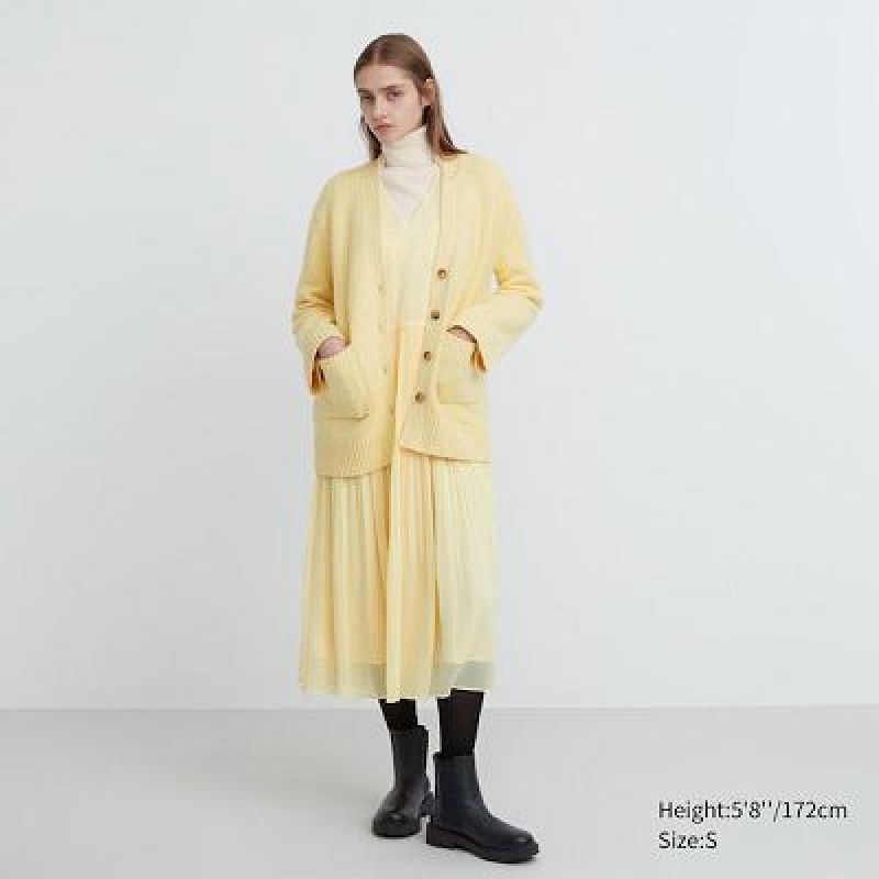 Cárdigan Uniqlo Soft Knit V-Neck Flare Long-Sleeve Mujer Amarillo | 25318_PE