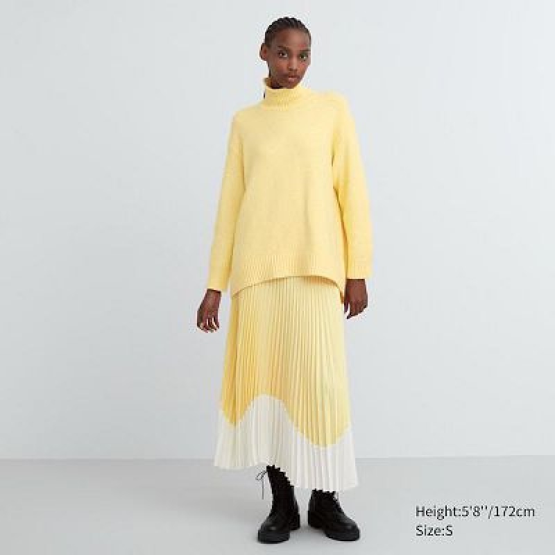 Suéteres Uniqlo Soft Knit High Neck Long-Sleeve Mujer Amarillo | 189675_PE