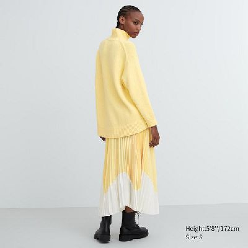 Suéteres Uniqlo Soft Knit High Neck Long-Sleeve Mujer Amarillo | 189675_PE